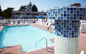 Breezeway Boutique Hotel